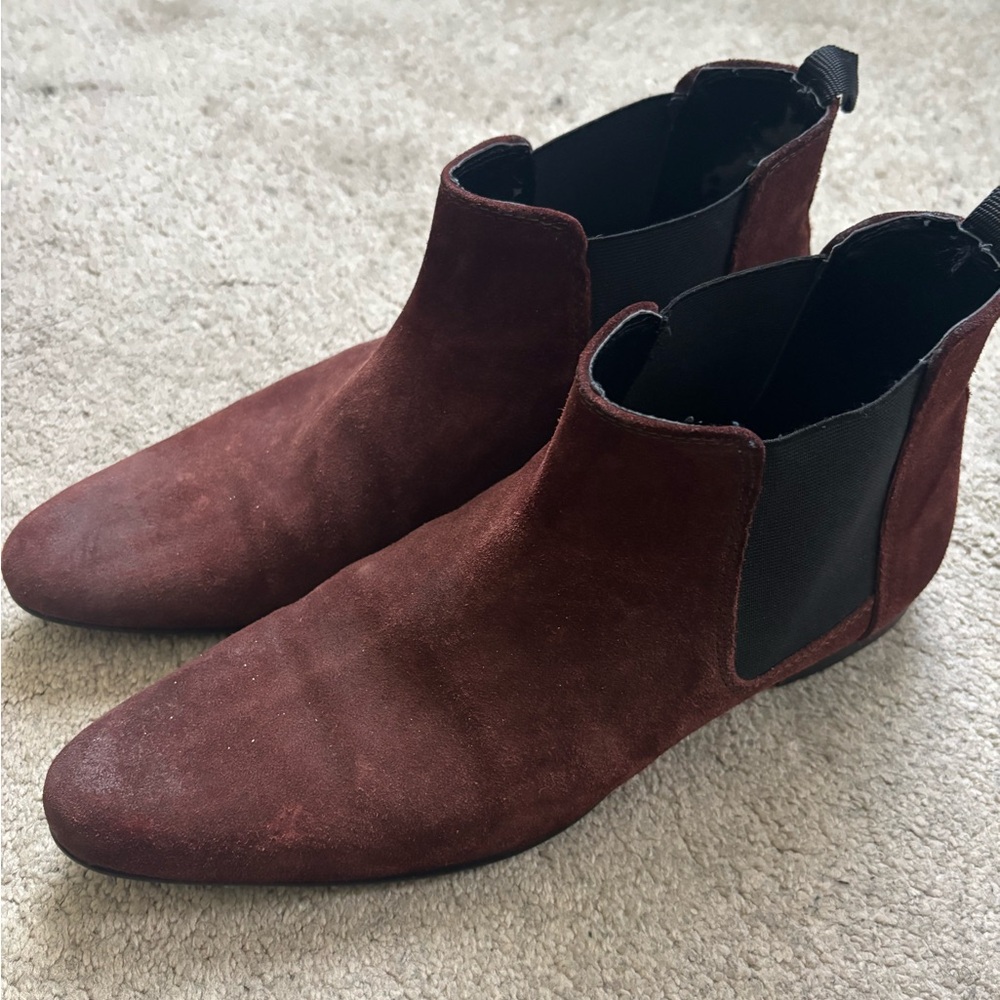 Brown Men's Suede Chelsea Boots